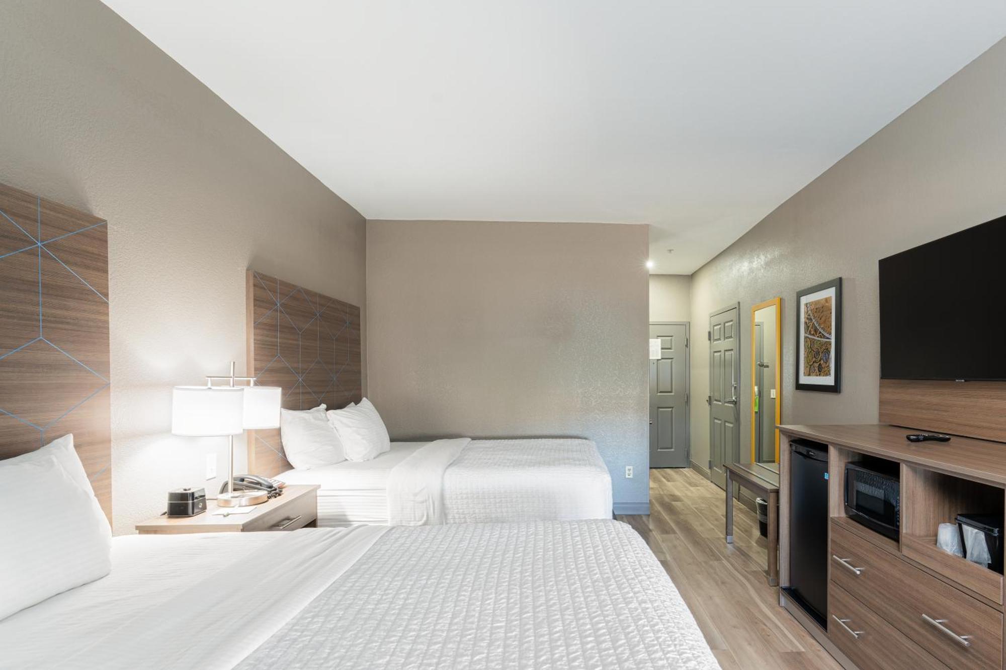 Hotel La Quinta By Wyndham Shawnee Extérieur photo
